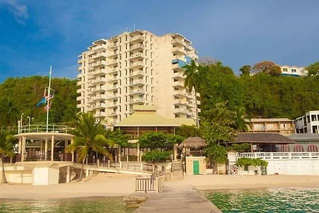Hip Strip 2 Guests Montego Bay